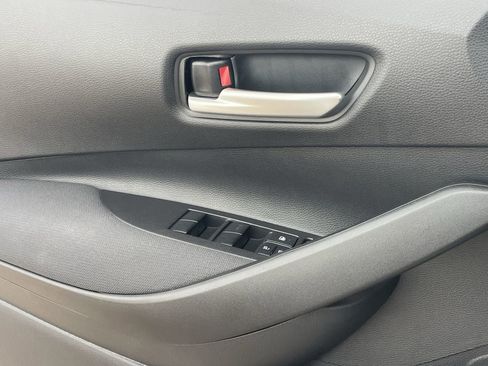 New 2026 Toyota Corolla SE FWD image 18