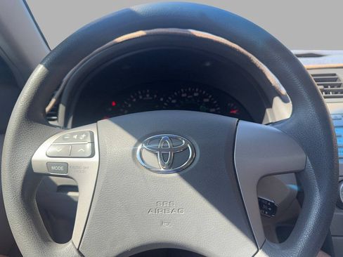 Used 2007 Toyota Camry LE FWD image 34