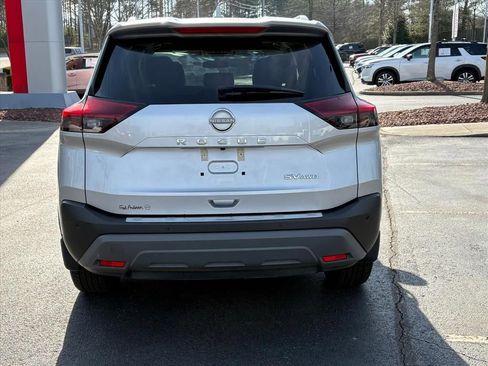 Certified 2023 Nissan Rogue SV w/ SV Premium Package image 6
