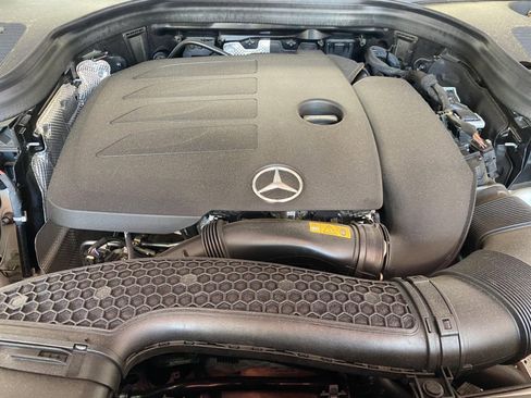 Used 2022 Mercedes-Benz GLC 300 4MATIC w/ Premium Package Lite image 29