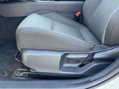 Used 2025 Toyota Camry LE image 19