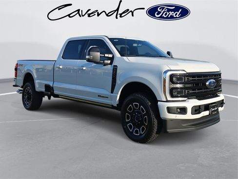 New 2026 Ford F250 Platinum image 3