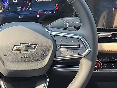 New 2026 Chevrolet Equinox ACTIV w/ Convenience Package III FWD image 21