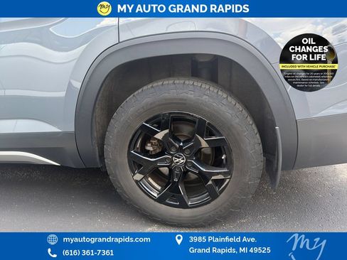 Used 2024 Volkswagen Atlas Peak Edition SEL AWD/4WD image 31