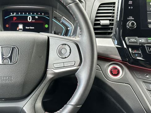 Used 2023 Honda Odyssey Sport image 10