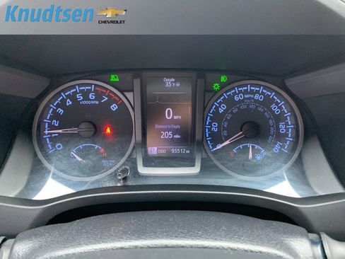 Used 2020 Toyota Tacoma TRD Sport image 22