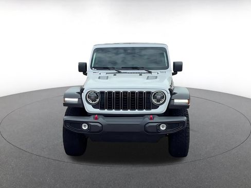 Used 2025 Jeep Wrangler Unlimited Rubicon AWD/4WD image 4