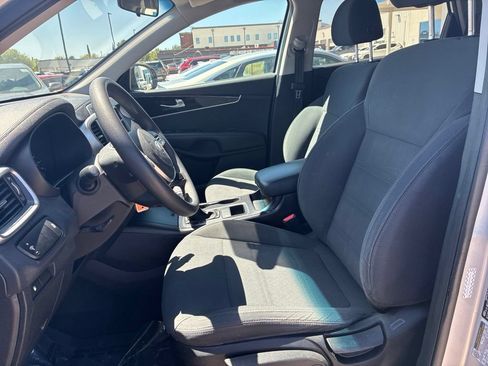 Used 2020 Kia Sorento L FWD image 10