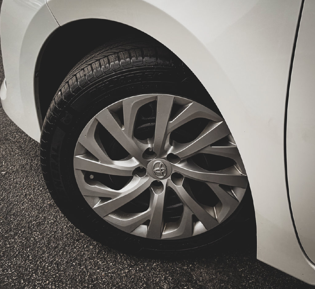 Used 2019 Toyota Corolla LE FWD image 21