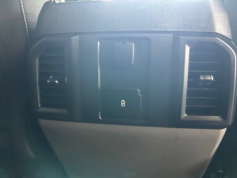 Used 2019 Ford F150 XL w/ Equipment Group 101A Mid RWD image 30