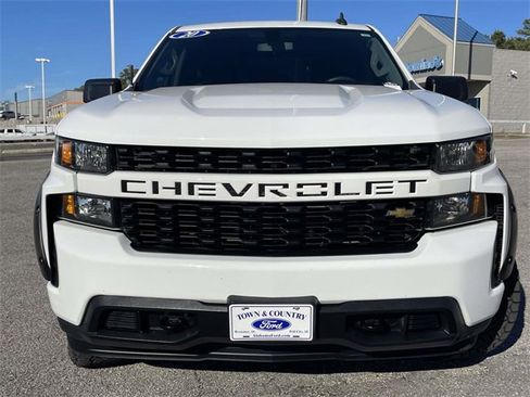Used 2020 Chevrolet Silverado 1500 Custom w/ Custom Value Package image 8