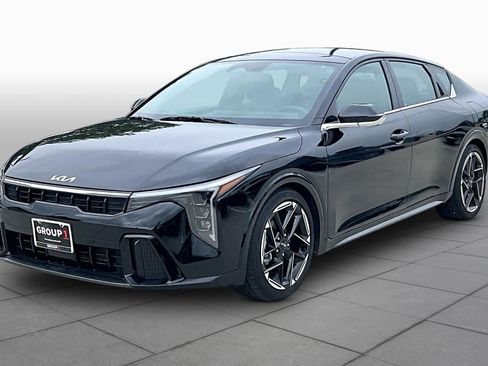 Certified 2025 Kia K4 GT-Line w/ GT-Line Sunroof Package FWD image 2