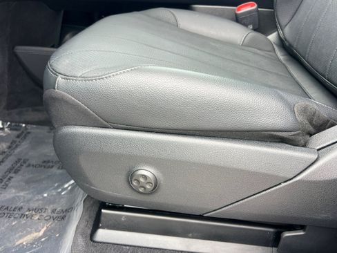Certified 2023 Mercedes-Benz EQE 350+ 4MATIC SUV image 15