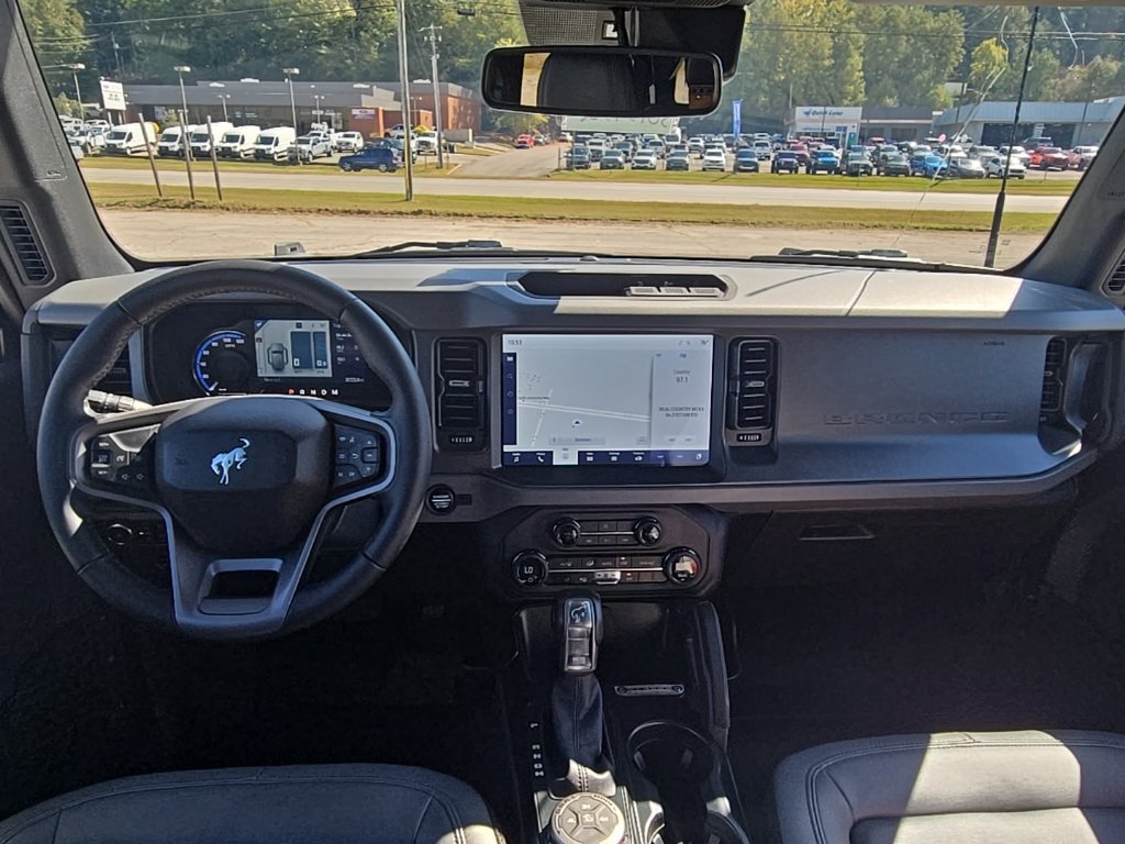 Used 2024 Ford Bronco Big Bend AWD/4WD image 3
