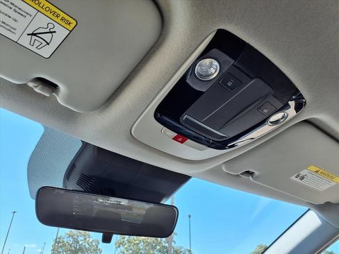 Used 2025 Kia Seltos S FWD image 23