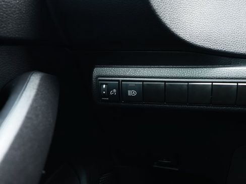 Used 2025 Toyota Corolla LE w/ Convenience Package FWD image 15