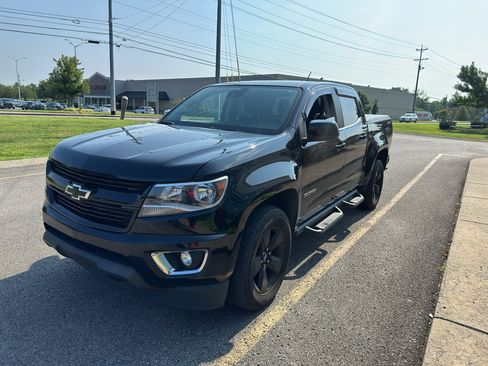 Used 2016 Chevrolet Colorado LT w/ Midnight Edition AWD/4WD image 8