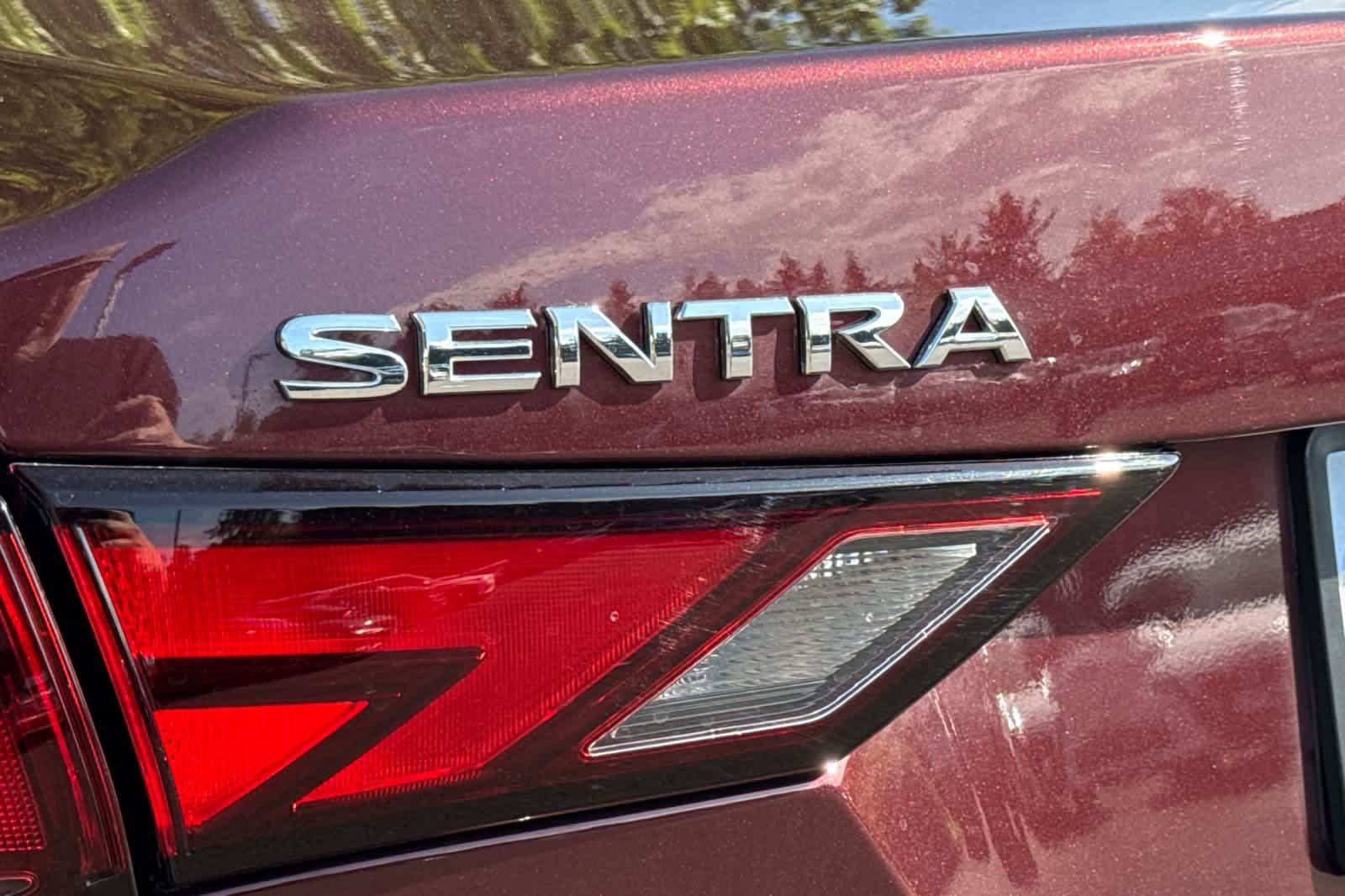 Used 2025 Nissan Sentra SV FWD image 26