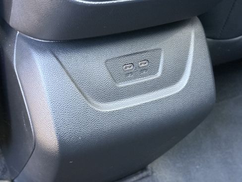 Used 2024 Chevrolet Blazer EV LT AWD/4WD image 13