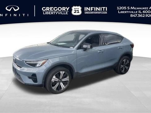 Used 2023 Volvo C40 Recharge Core w/ Protection Package Premier AWD/4WD image 1