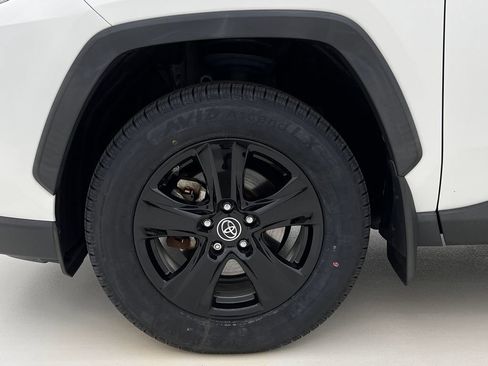 Used 2019 Toyota RAV4 XLE w/ All Weather Liner Package AWD/4WD image 26