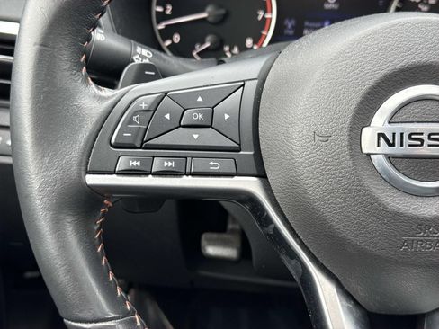 Used 2022 Nissan Altima 2.5 SR w/ Midnight Edition Package image 16