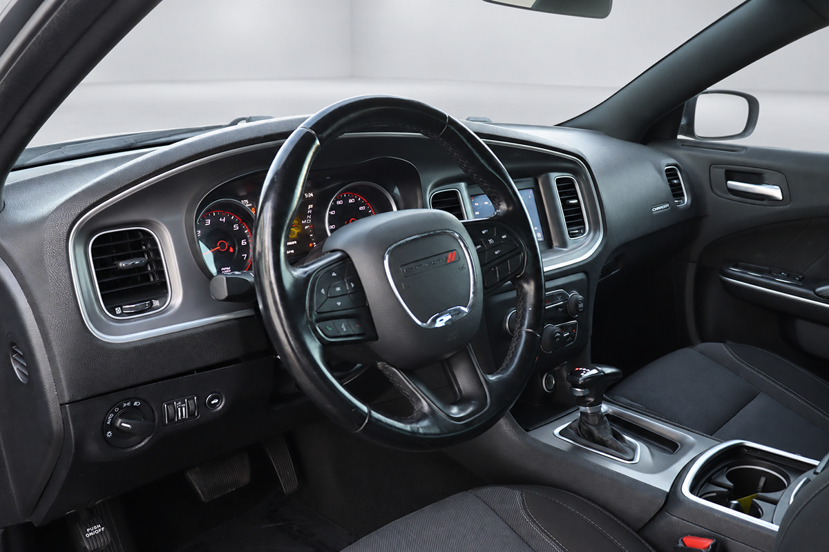Used 2022 Dodge Charger SXT RWD image 26