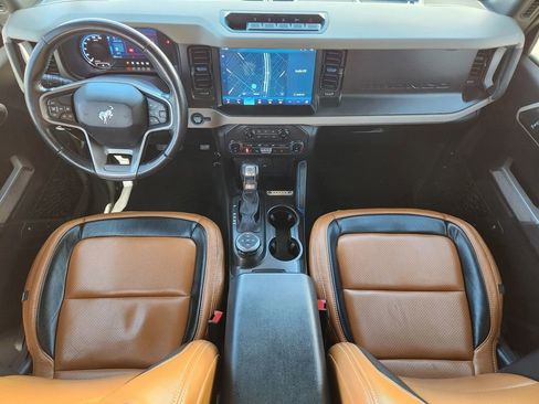 Used 2022 Ford Bronco Wildtrak AWD/4WD image 13