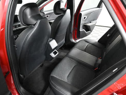 Used 2025 Kia K4 GT-Line w/ GT-Line Sunroof Package image 15