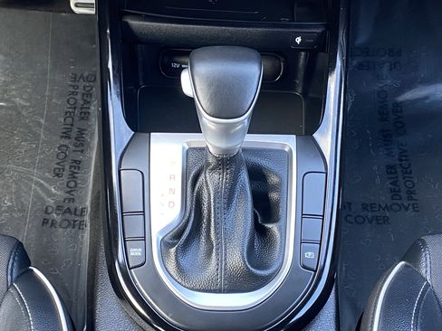 Used 2023 Kia Forte GT-Line w/ GT-Line Premium Package FWD image 15