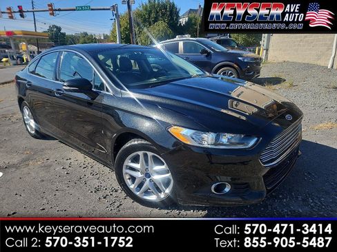 Used 2013 Ford Fusion SE FWD image 1