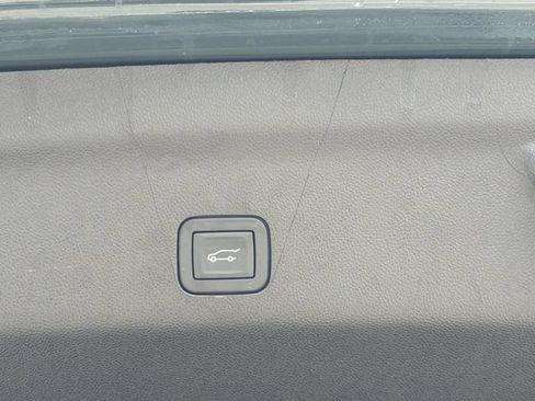 Used 2025 Cadillac Escalade Sport w/ LPO, Floor Liner Package RWD image 33