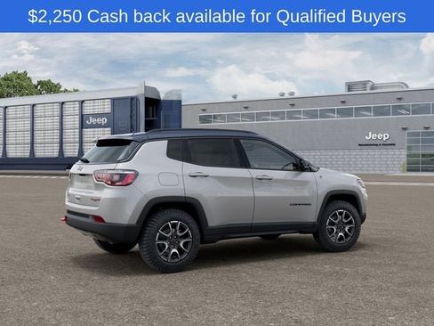 New 2026 Jeep Compass Trailhawk w/ Sun, Sound & Navigation Group AWD/4WD image 3