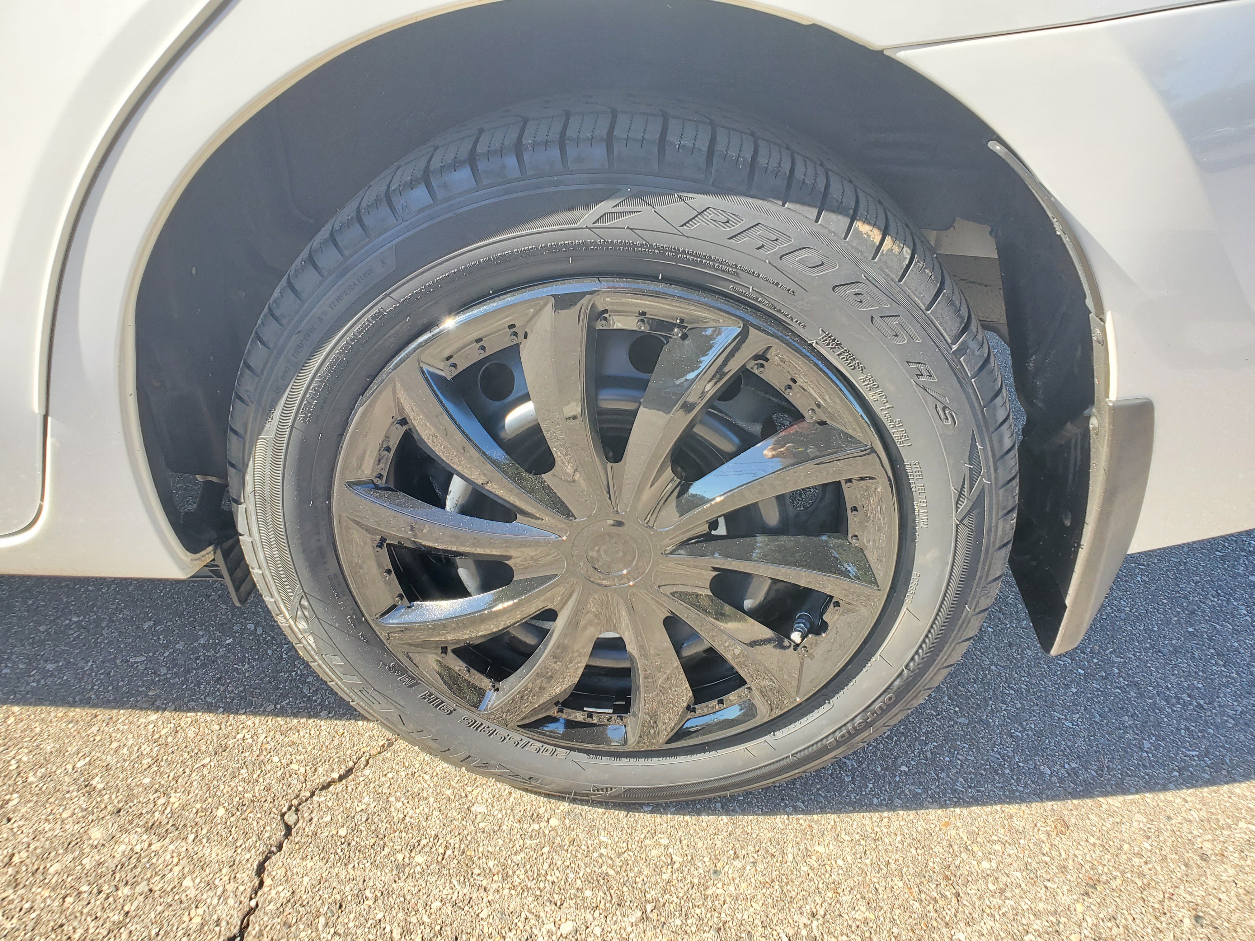 Used 2018 Toyota Corolla LE FWD image 31