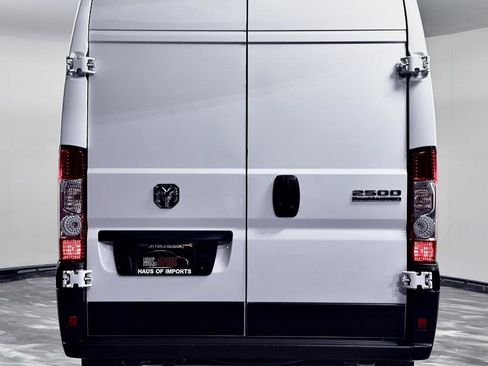 Used 2024 RAM ProMaster 2500 w/ Cold Weather Group FWD image 8