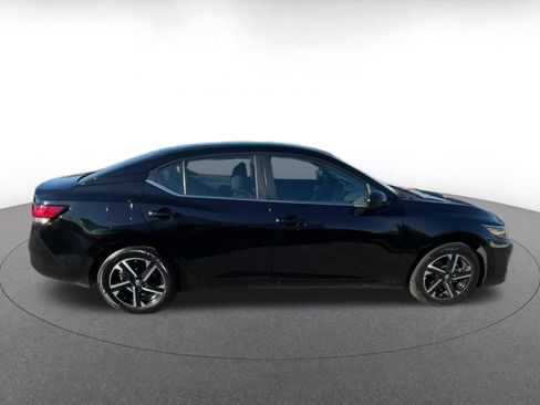 Used 2025 Nissan Sentra SV FWD image 16