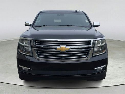 Used 2017 Chevrolet Suburban Premier image 2