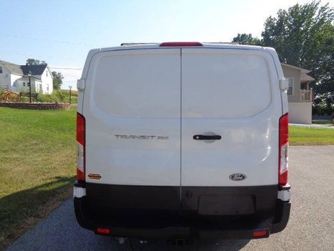 Used 2019 Ford Transit 250 130 Low Roof RWD image 4
