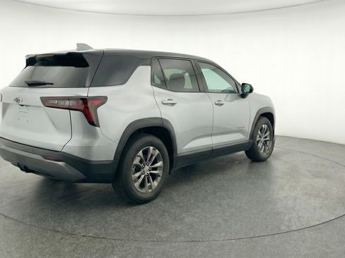 Used 2025 Chevrolet Equinox LT image 9