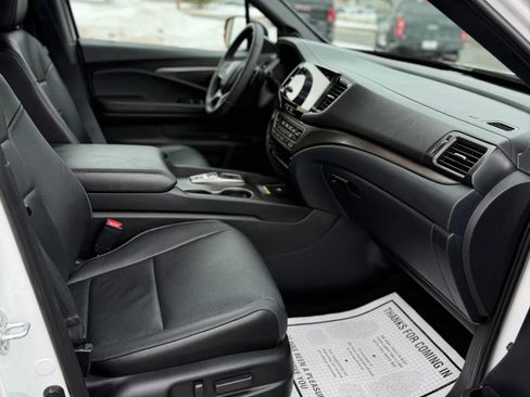 Used 2024 Honda Passport EX-L image 22