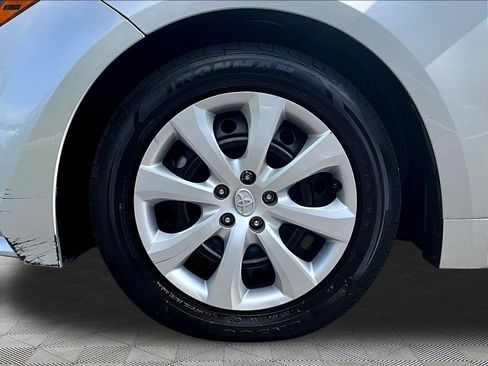 Used 2024 Toyota Corolla LE FWD image 34