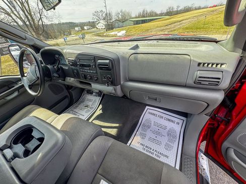 Used 2005 Ford F250 Lariat AWD/4WD image 16