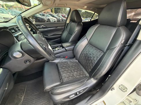 Used 2020 Nissan Maxima Platinum w/ Sport Mat Group FWD image 13
