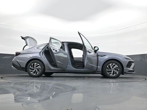 New 2026 Hyundai Sonata Blue image 33