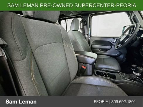 Used 2024 Jeep Wrangler Unlimited AWD/4WD image 26