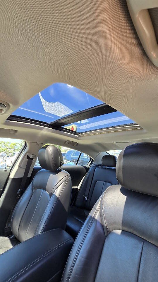 Used 2014 Buick LaCrosse Leather FWD image 7
