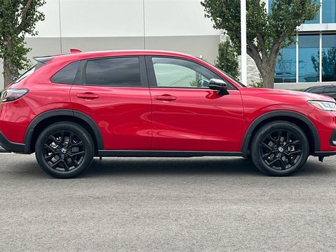 Certified 2023 Honda HR-V Sport image 3