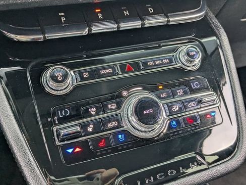 Used 2020 Lincoln Corsair AWD w/ Equipment Group 101A image 27