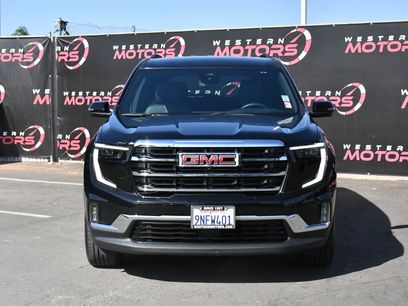 Used 2024 GMC Acadia Elevation