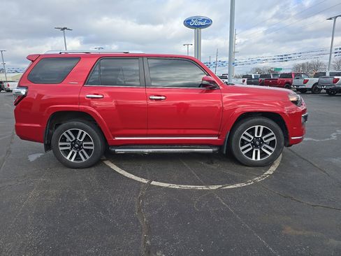 Used 2018 Toyota 4Runner Limited w/ Convenience Package image 4